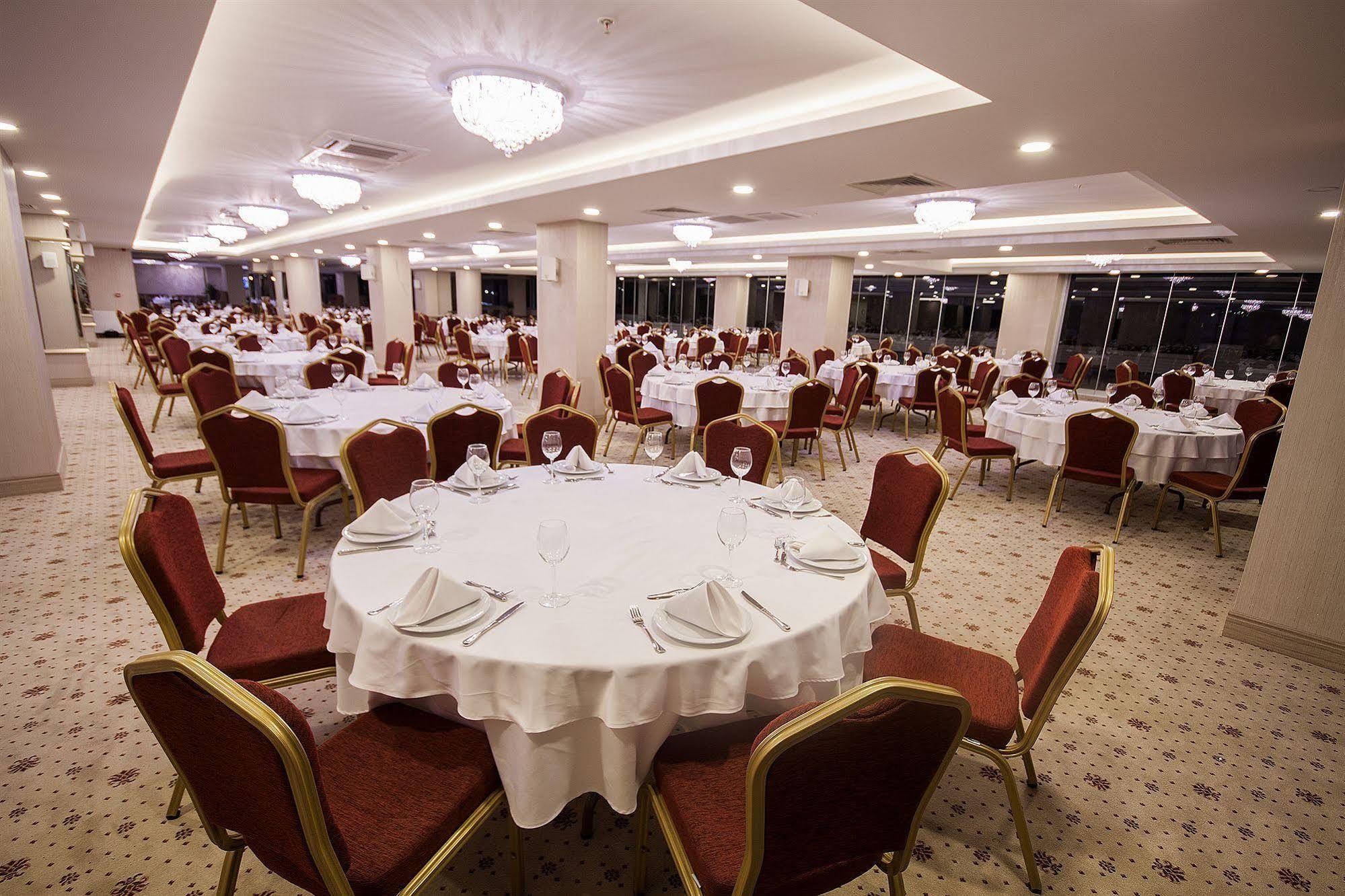 Hotel Golden Way Giyimkent 4*